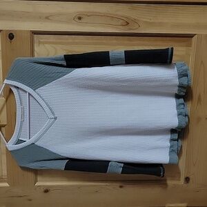 Twenty Secound 22nd waffle top size Medium made in the USA white green black